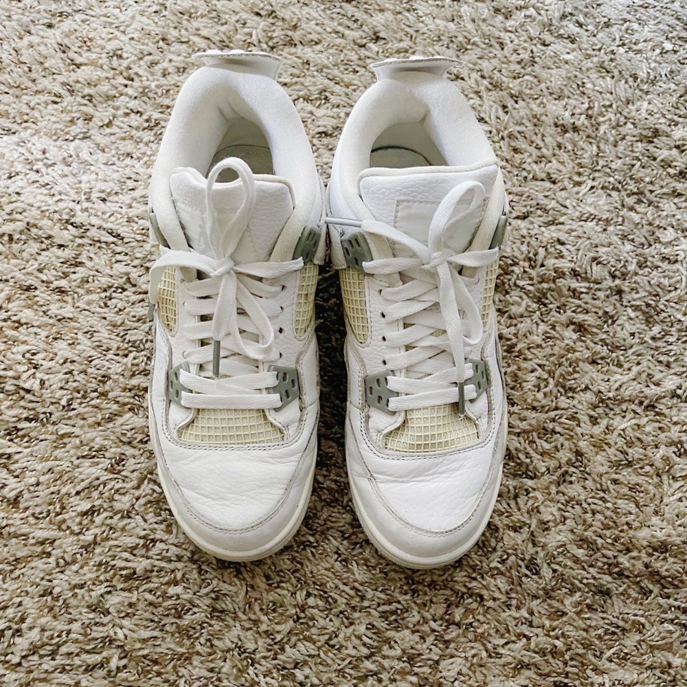 Jordan 4 ‘Pure Money’